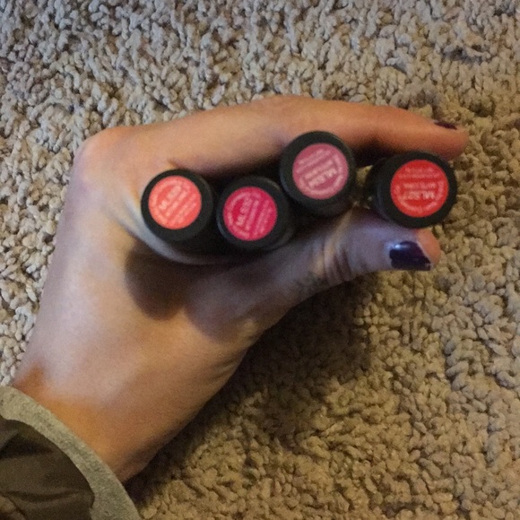 Matte lipstick - Picture 3 of 3